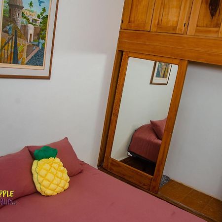 Pineapple Hospitality Apartment Маягес Екстериор снимка