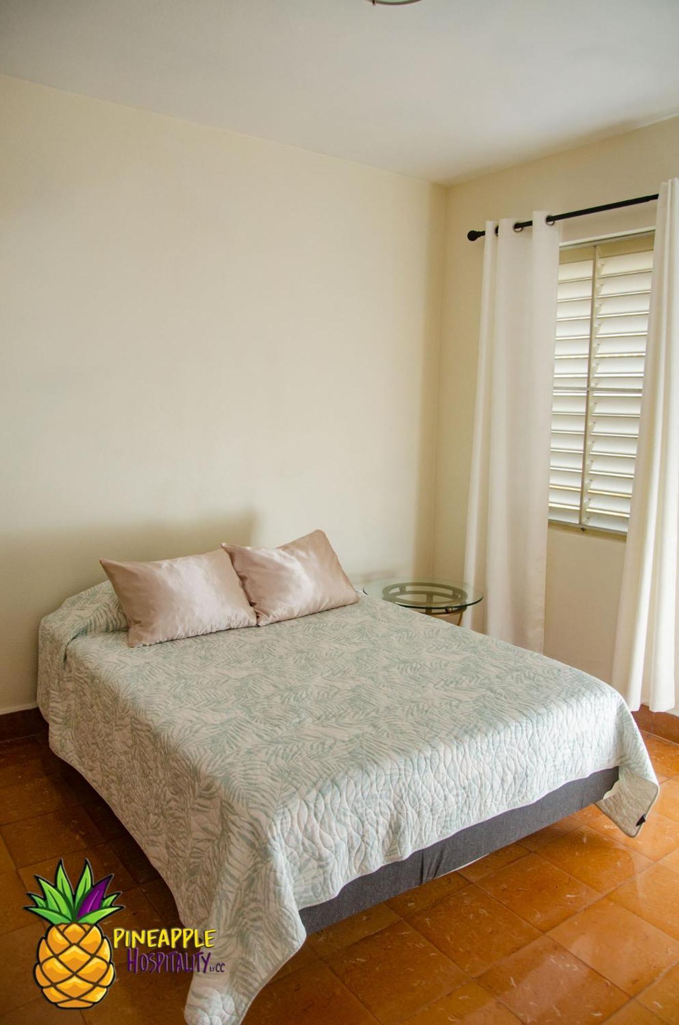 Pineapple Hospitality Apartment Маягес Екстериор снимка