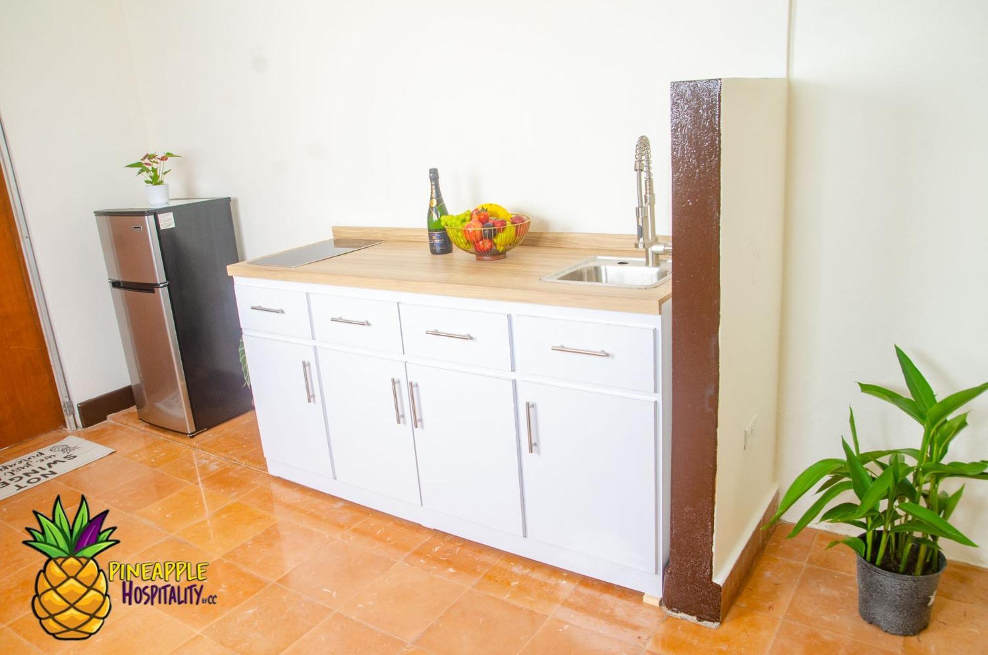 Pineapple Hospitality Apartment Маягес Екстериор снимка