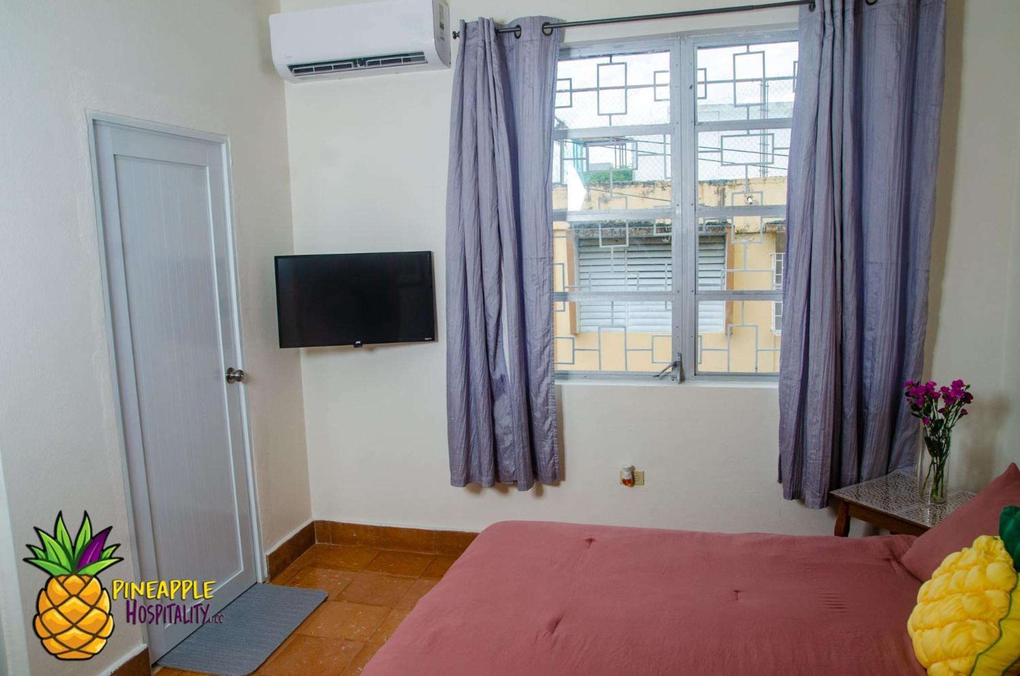 Pineapple Hospitality Apartment Маягес Екстериор снимка
