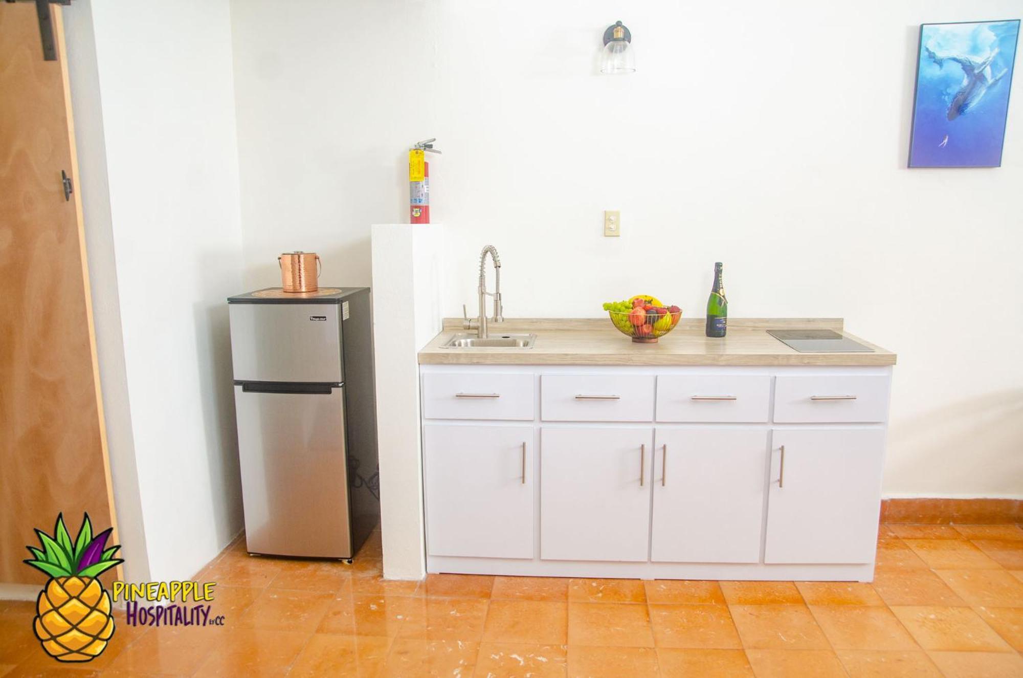 Pineapple Hospitality Apartment Маягес Екстериор снимка