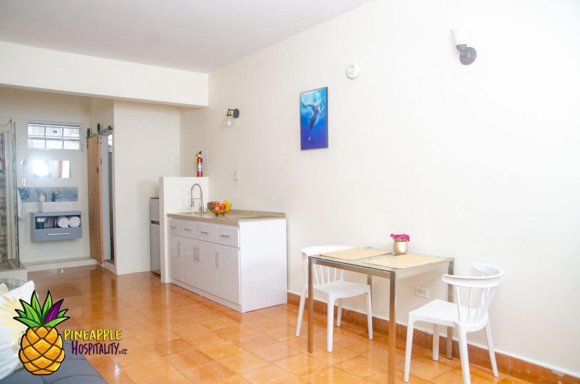 Pineapple Hospitality Apartment Маягес Екстериор снимка